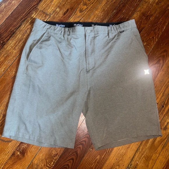 Hurley Men’s Gray Hybrid Shorts  Comfort Size 40 Water Resistant - Picture 2 of 7